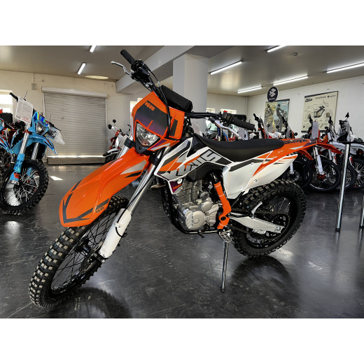 Мотоцикл Kews K10 CB300F 21/18